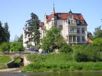 Mansion along the Elbe